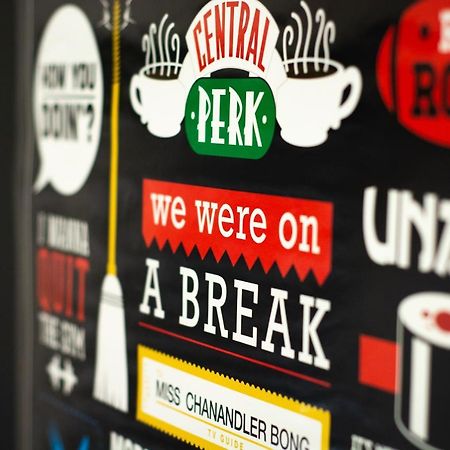 Central Perk كوادسكوم المظهر الخارجي الصورة